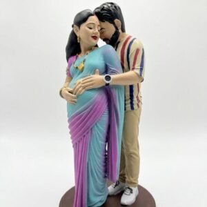 COUPLE FIGURINE