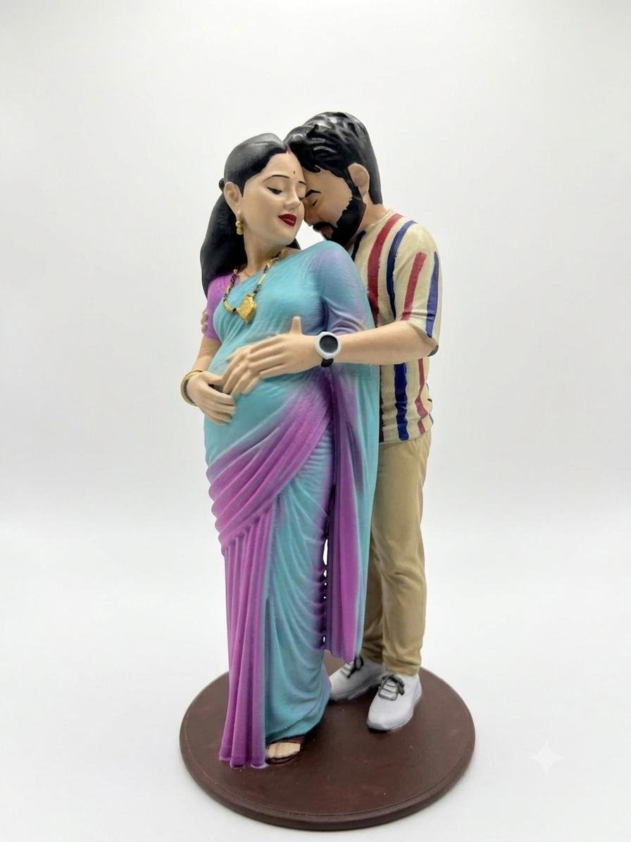 COUPLE FIGURINE